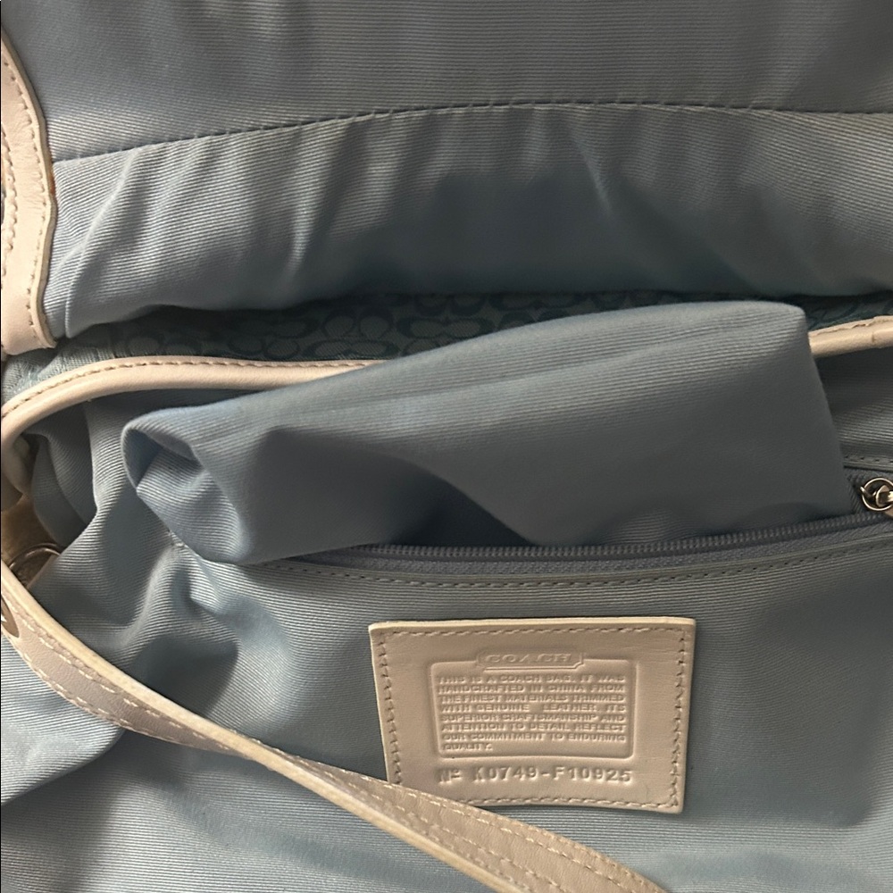 Coach Vintage Soho Y2K Blue-White Shoulder bag. - Picture 8 of 14